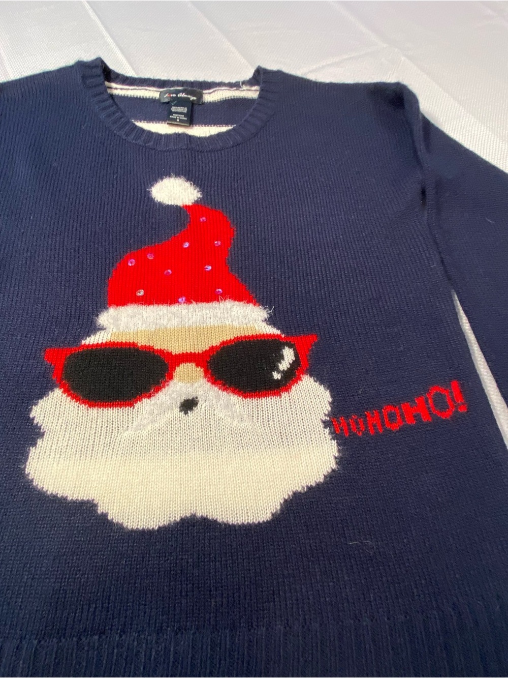 Christmas Santa Graphic Sweater with Red Accents size medium - Picture 9 of 12